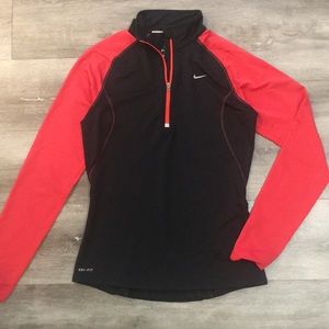 Nike Women’s Quarter Zip Long Sleeve Top Sz Small